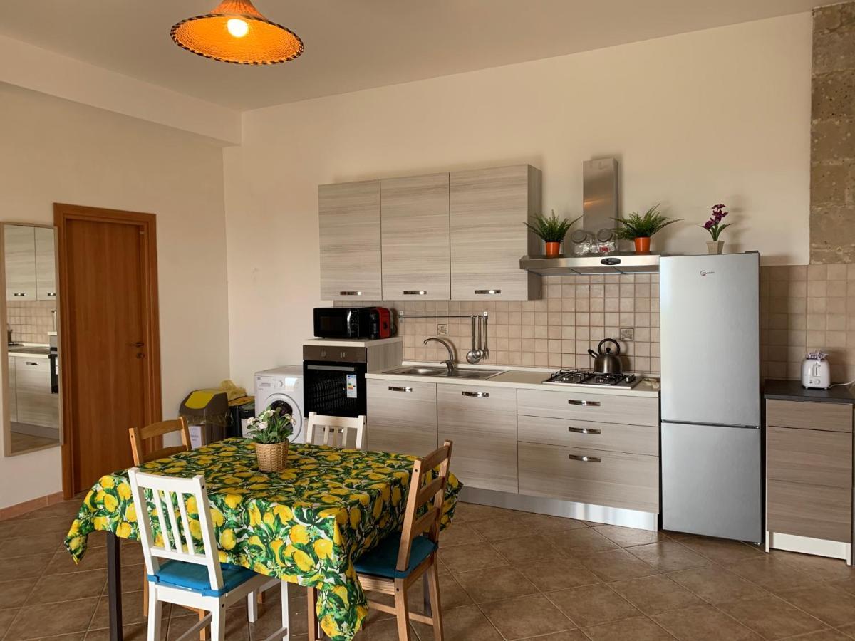 Agriturismoeloropizzuta Lido di Noto Екстериор снимка