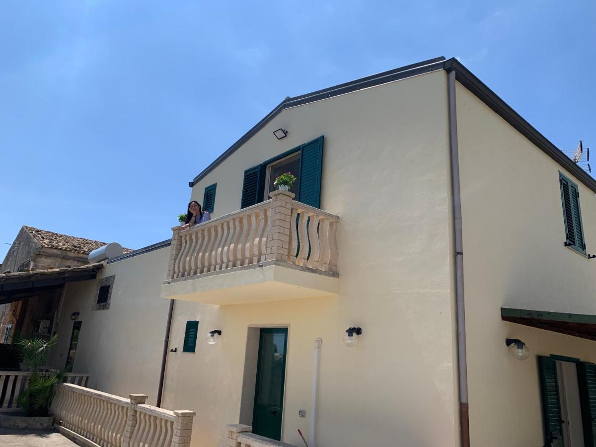 Agriturismoeloropizzuta Lido di Noto Екстериор снимка