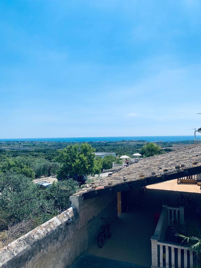 Agriturismoeloropizzuta Lido di Noto Екстериор снимка