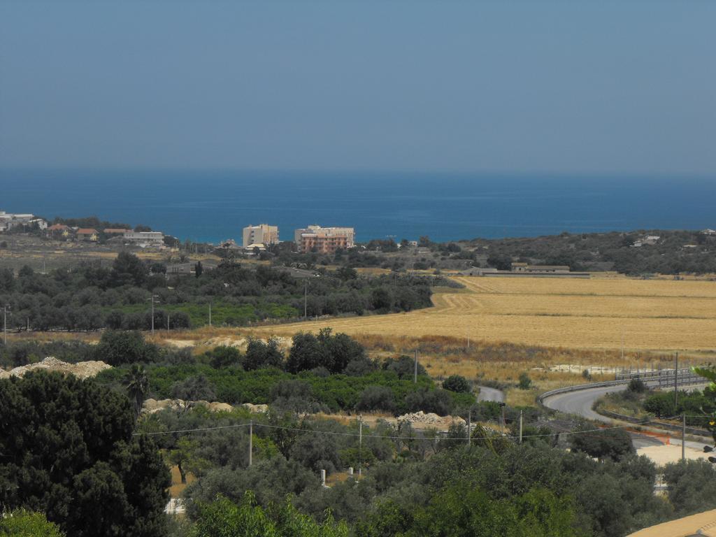 Agriturismoeloropizzuta Lido di Noto Екстериор снимка