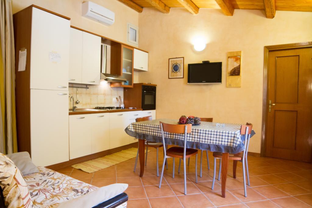 Agriturismoeloropizzuta Lido di Noto Екстериор снимка
