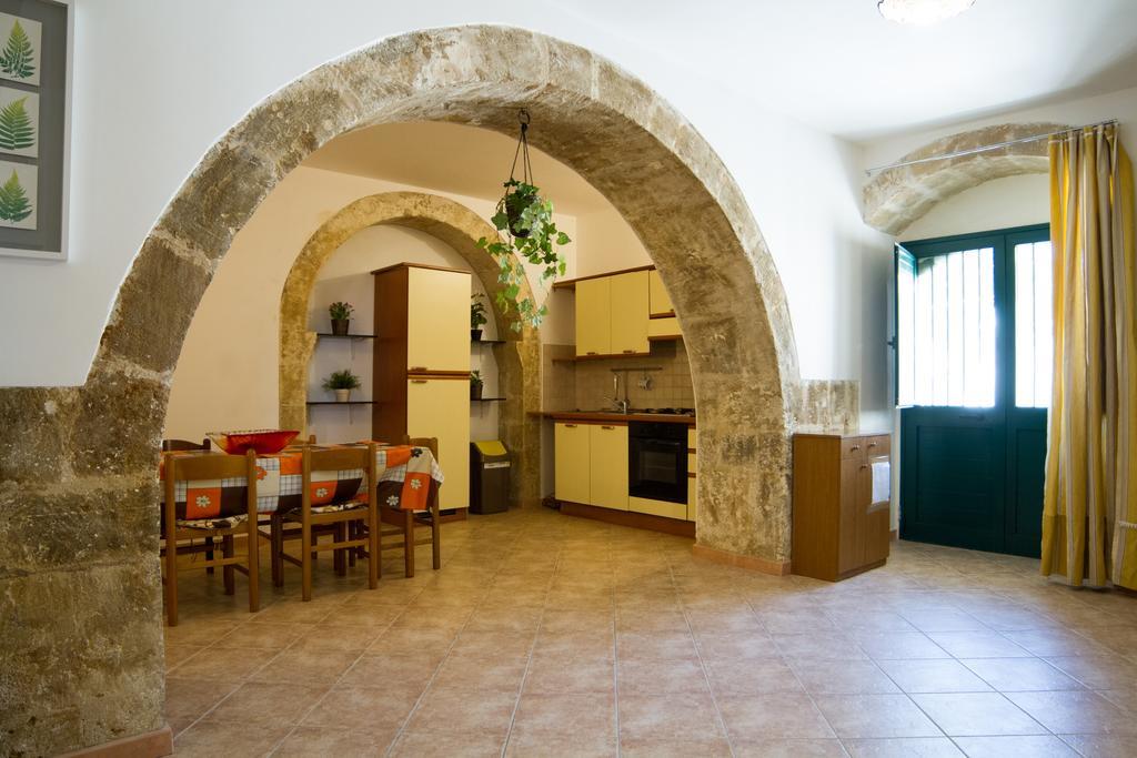 Agriturismoeloropizzuta Lido di Noto Екстериор снимка