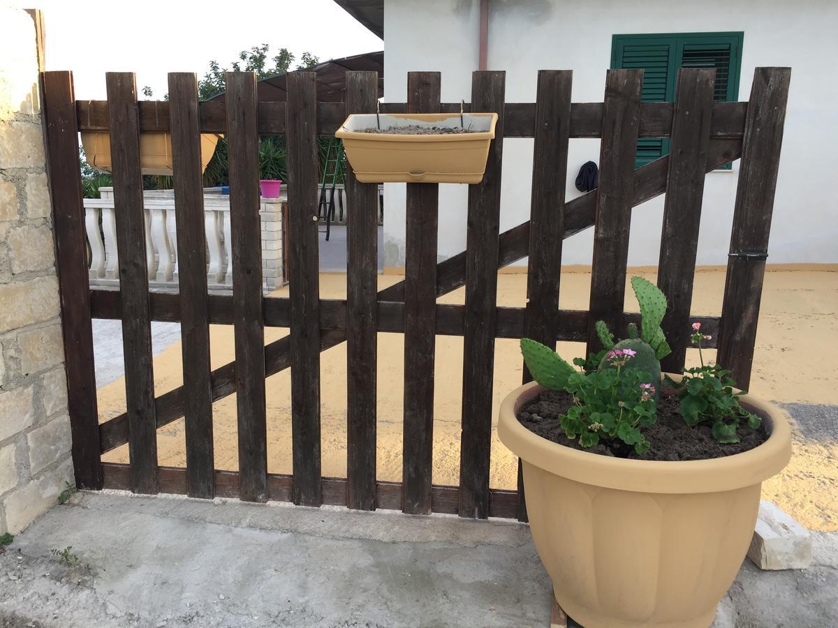Agriturismoeloropizzuta Lido di Noto Екстериор снимка