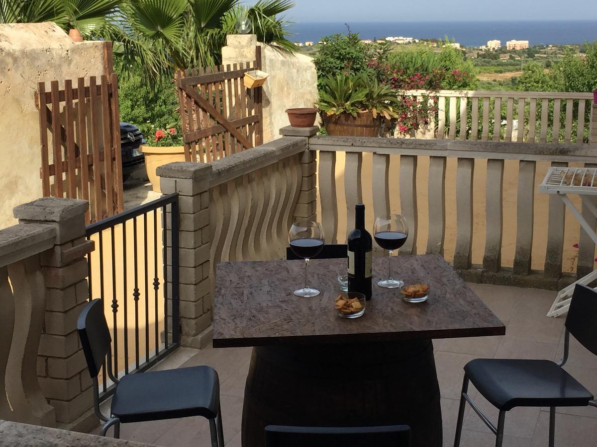 Agriturismoeloropizzuta Lido di Noto Екстериор снимка