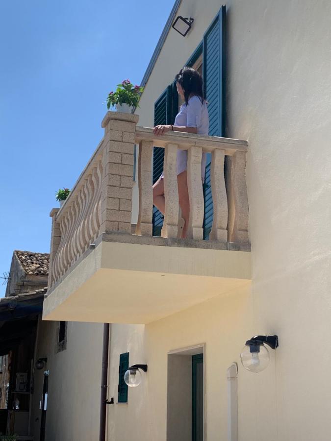Agriturismoeloropizzuta Lido di Noto Екстериор снимка